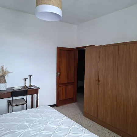 Casa Adrian بيت للعطل